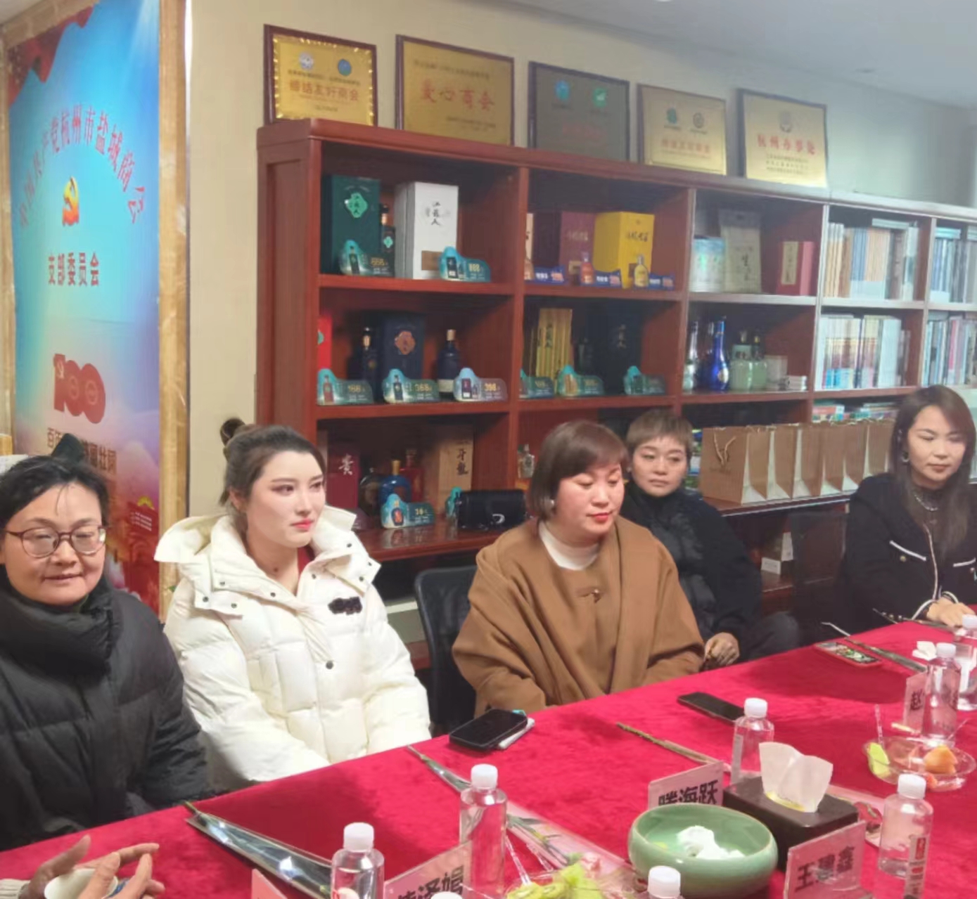 1710116353981401.jpg de47ec8de37cc215c17e36377d05b22.jpg